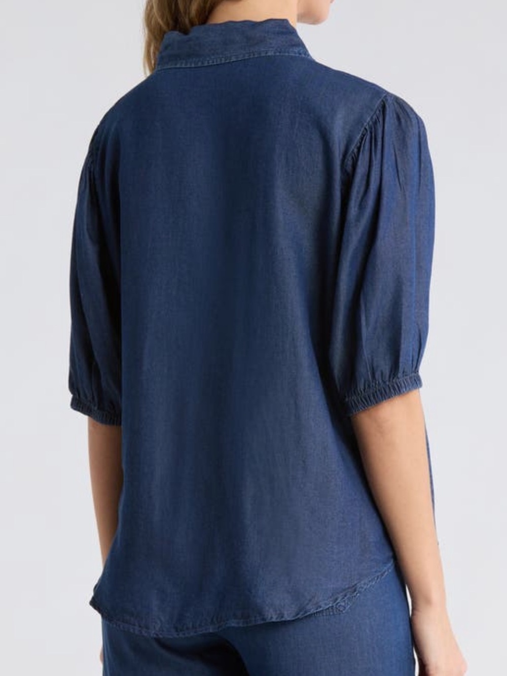 SPLENDID Indigo Button Top Medium NWT - Picture 2 of 4